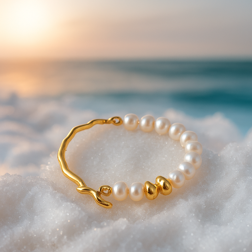 Alana | Elegant Gold Bracelet with Pearls