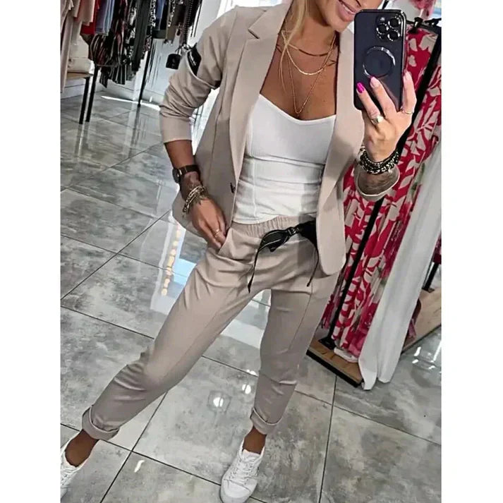 Marielle – Comfortable Stylish Set