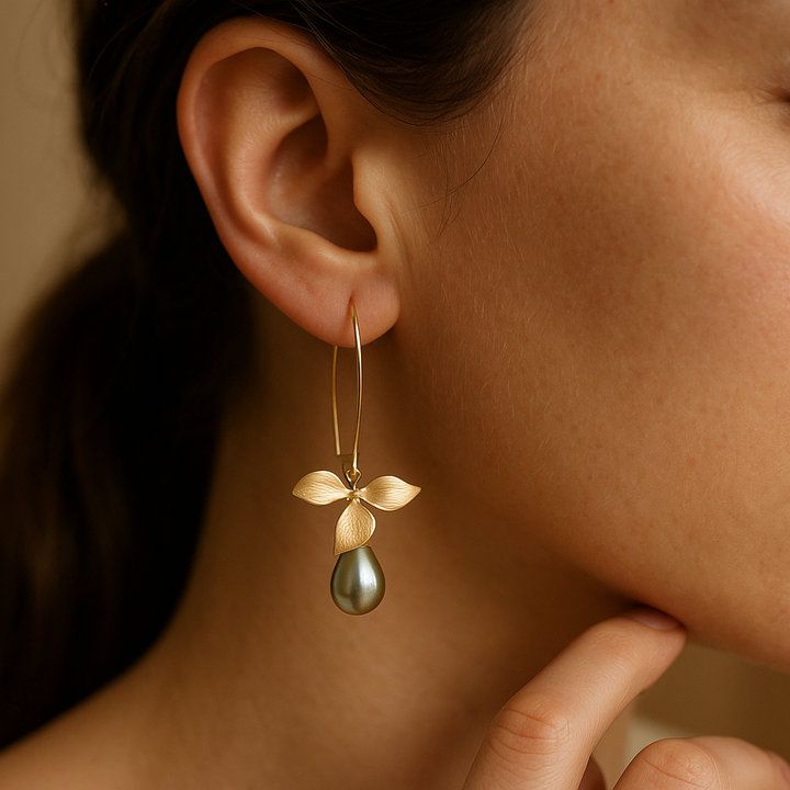 Erzulie | Earrings with Gold Leaf Design