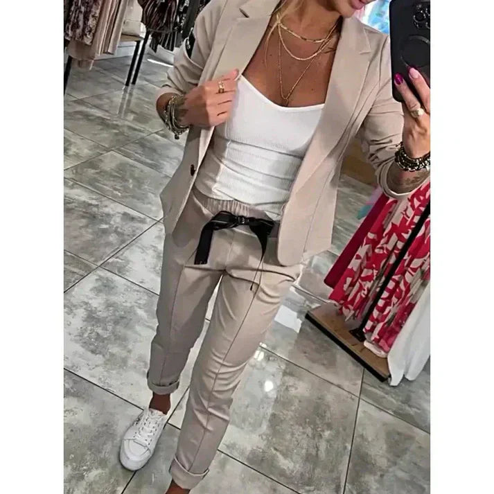 Marielle – Comfortable Stylish Set