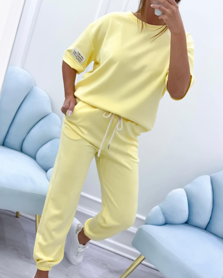 Grace – Chic Short-Sleeve Relax Set