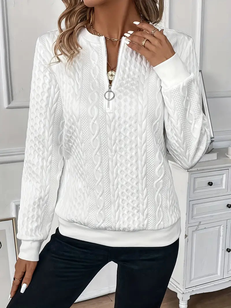 Katrina – Stylish Zip-Up Pullover