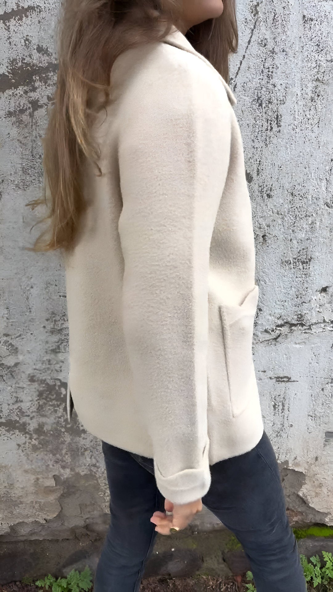 Julianne – Fashionable Lapel Collar Zip Jacket