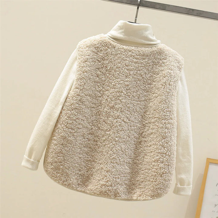 Wendy - Classic Cardigan