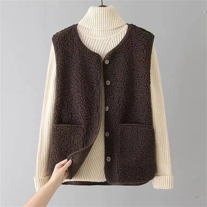 Wendy - Classic Cardigan