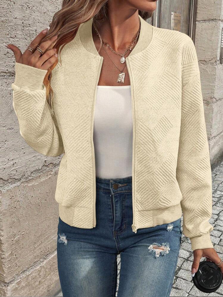 Gwyneth – Elegant Zip Bomber Jacket