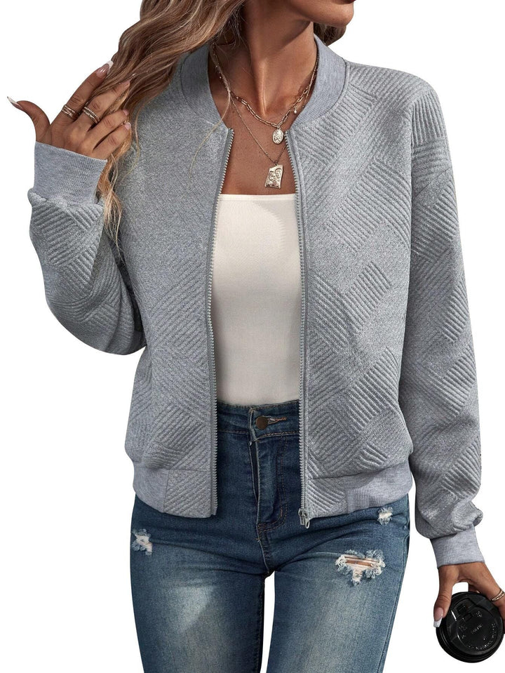 Gwyneth – Elegant Zip Bomber Jacket