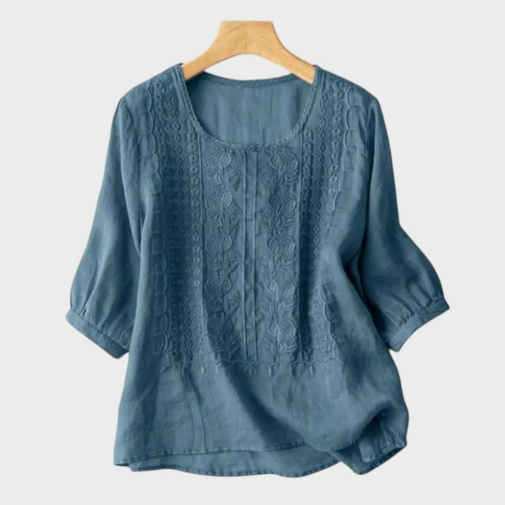 Kasey – Elegant & Comfortable Blouse