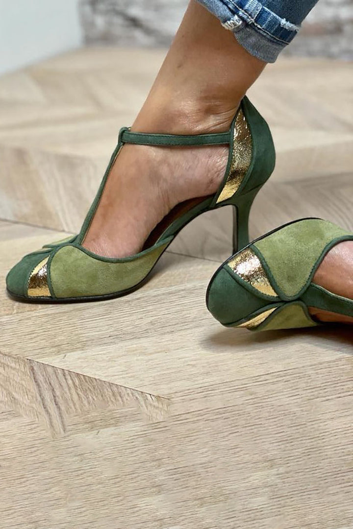Taviana | Patchwork high heels with T-strap ankle strap and closed toe