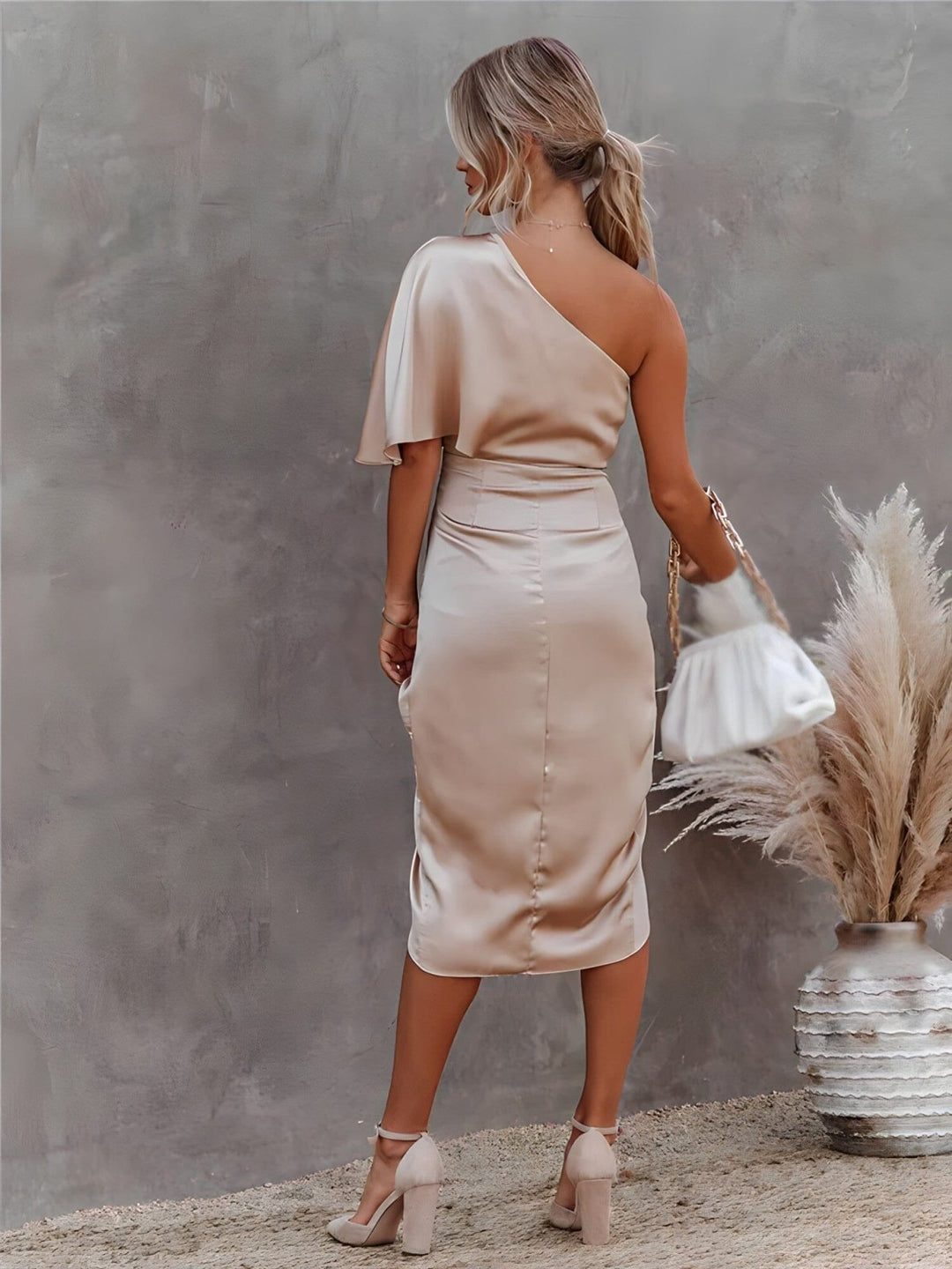 Dhalia - Asymmetric Elegant Dress