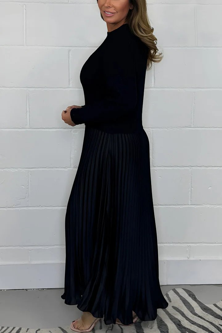Clara - Chic Pullover and Pleated Skirt Set