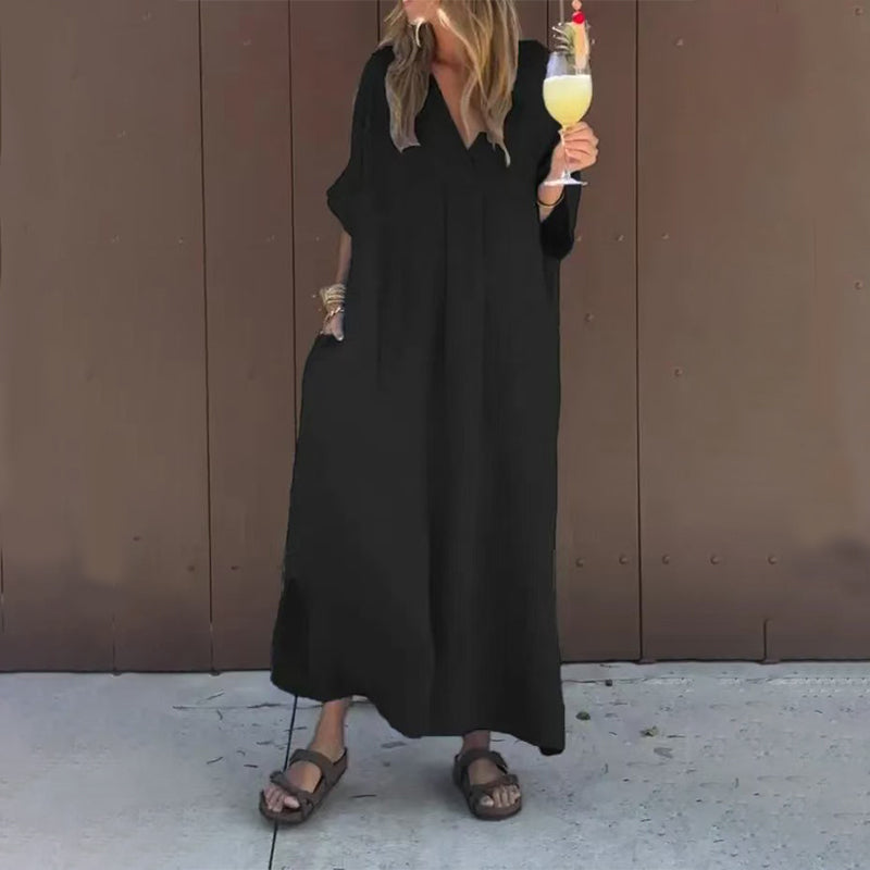 Lucia - Relaxed Fit Dress with V-Neckline