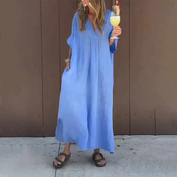 Lucia - Relaxed Fit Dress with V-Neckline
